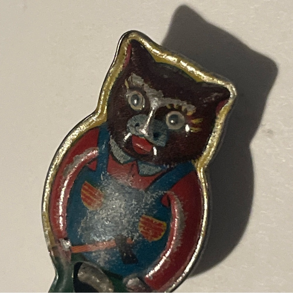 Vintage 1940s Tin Whistle - Animal W/axe - Made in Japan - Collectible Music - Picture 4 of 5